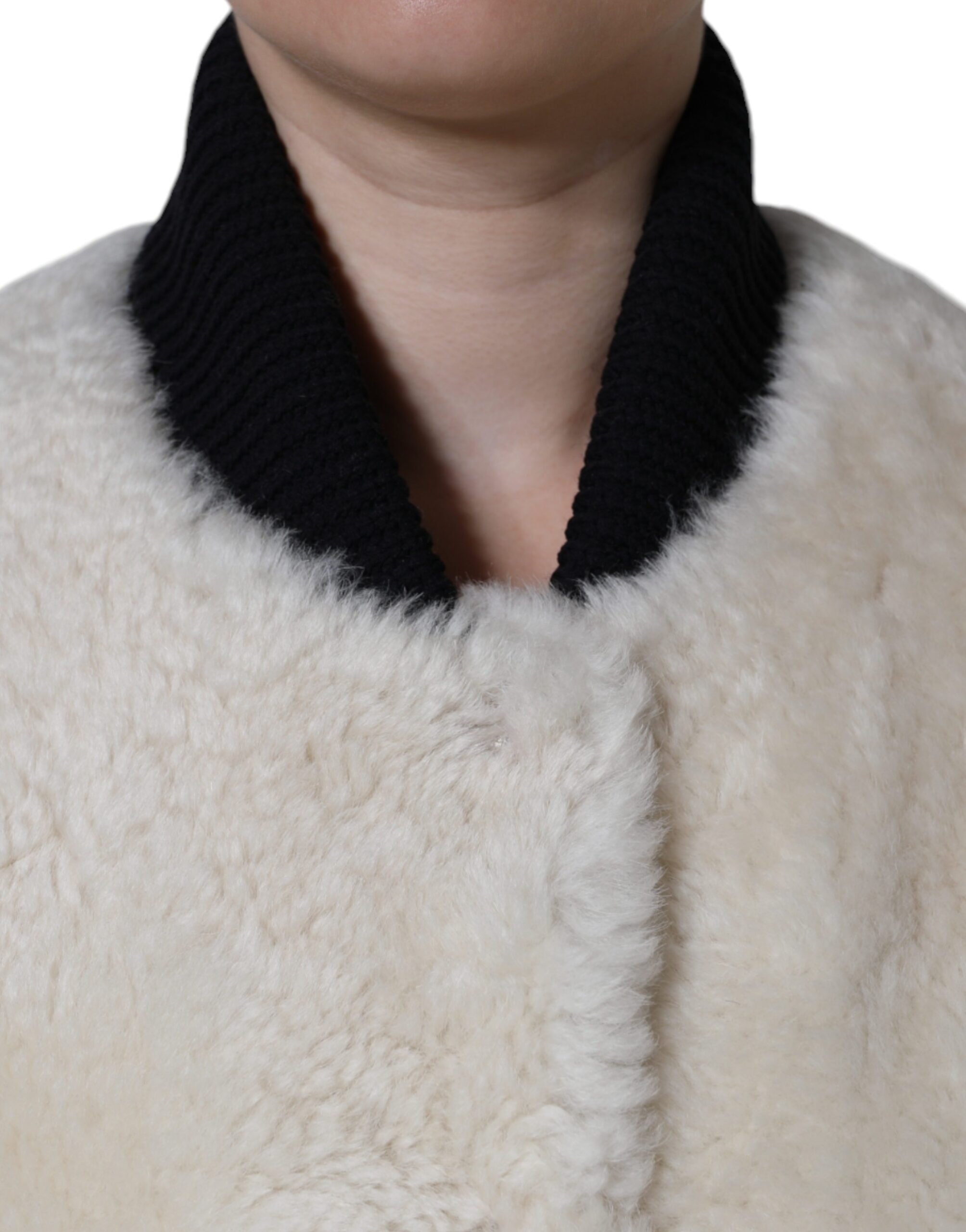 Burberry White WARRENFORD Shearling Leather Vest Coat Jacket - Image 5
