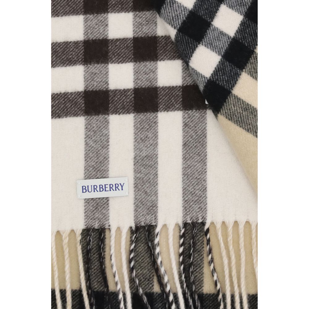 Burberry Beige Cashmere Scarf - Image 3